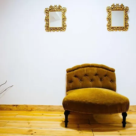 Vintage & In Bairro Alto, * Lisbon