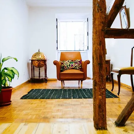 Apartment Vintage & In Bairro Alto, *
