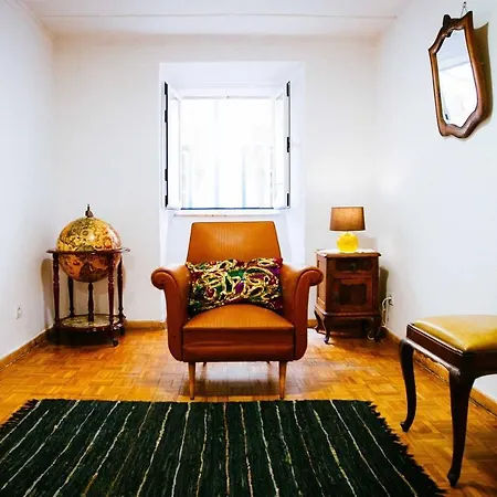 Apartment Vintage & In Bairro Alto, *