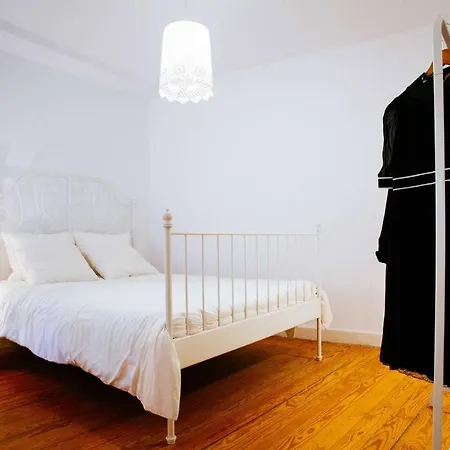 Apartment Vintage & In Bairro Alto, Lisbon